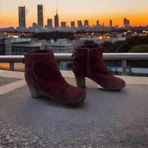 Toms Women Rust Colored Suede Boots BlockHeels Fringe Detail Ankle Zip-Up Size 8